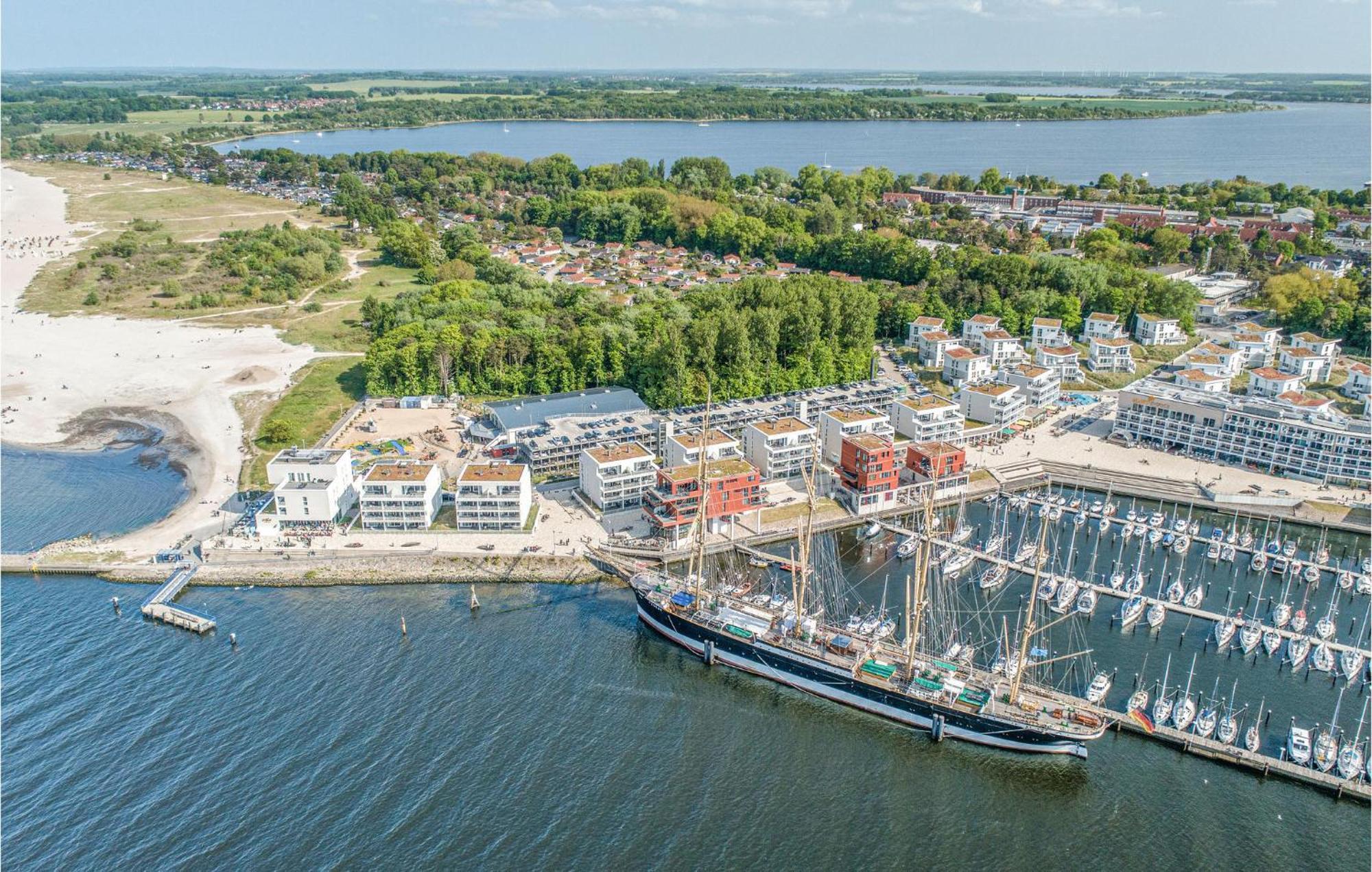 Nice Apartment In Luebeck Travemuende With Sauna Extérieur photo